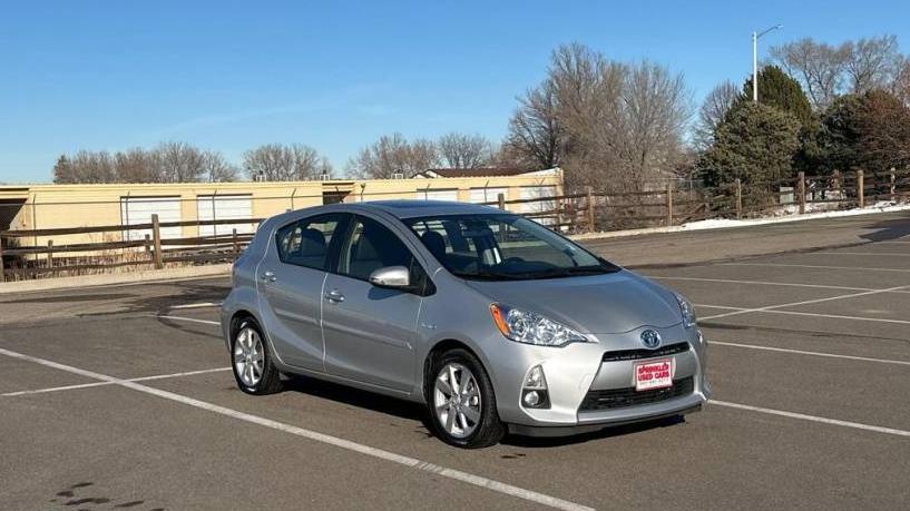 TOYOTA PRIUS C 2014 JTDKDTB3XE1081824 image